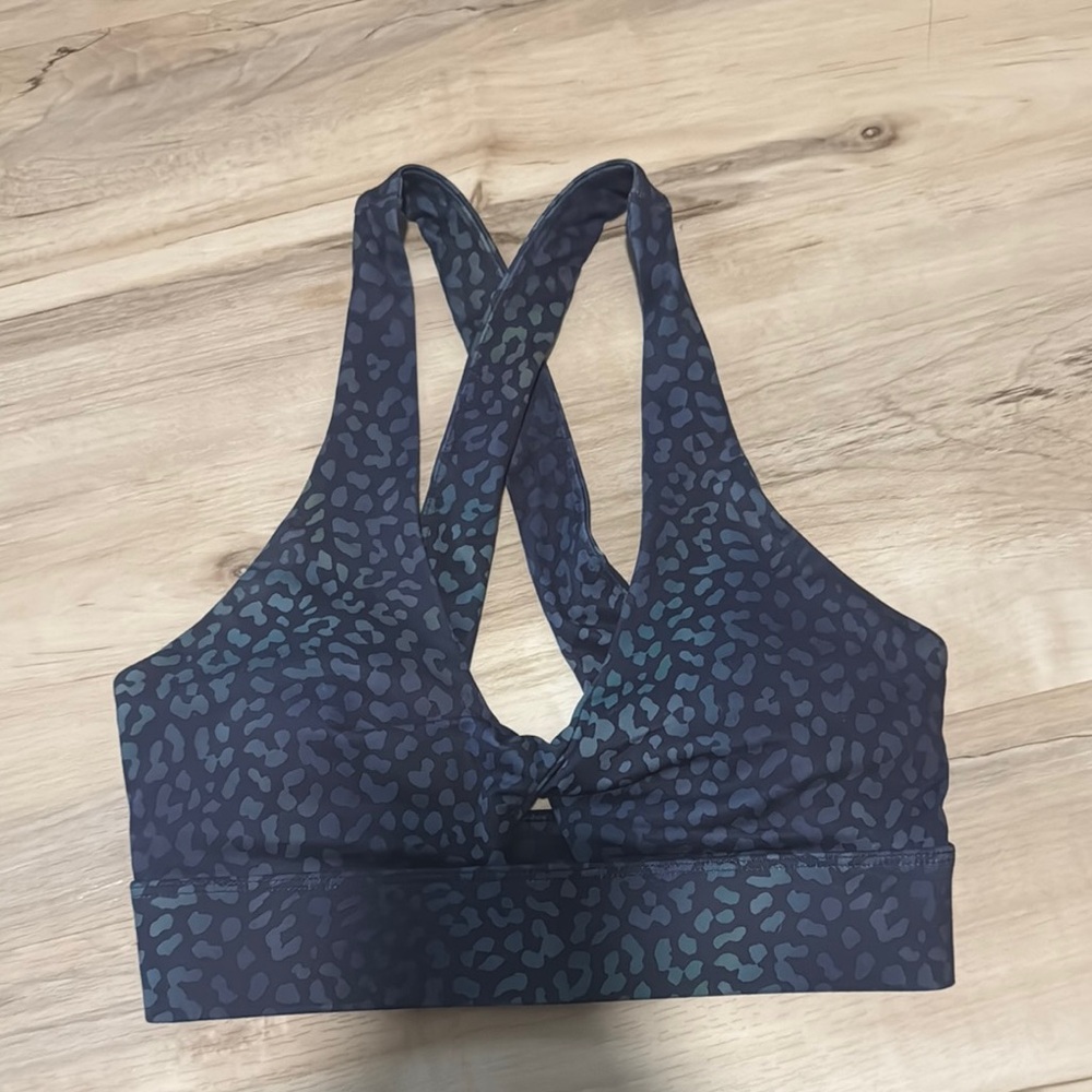 No bounce Fabletics Sports bra